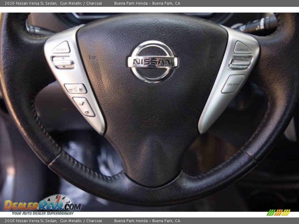2016 Nissan Versa SL Sedan Steering Wheel Photo #13