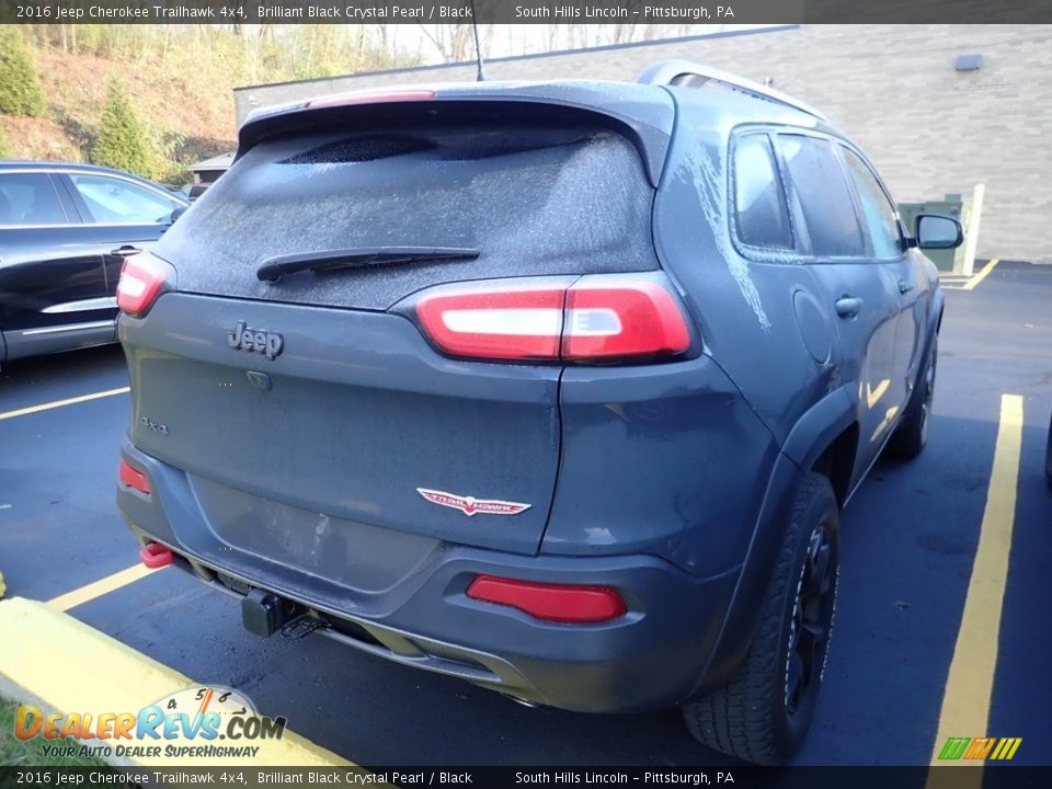 2016 Jeep Cherokee Trailhawk 4x4 Brilliant Black Crystal Pearl / Black Photo #4