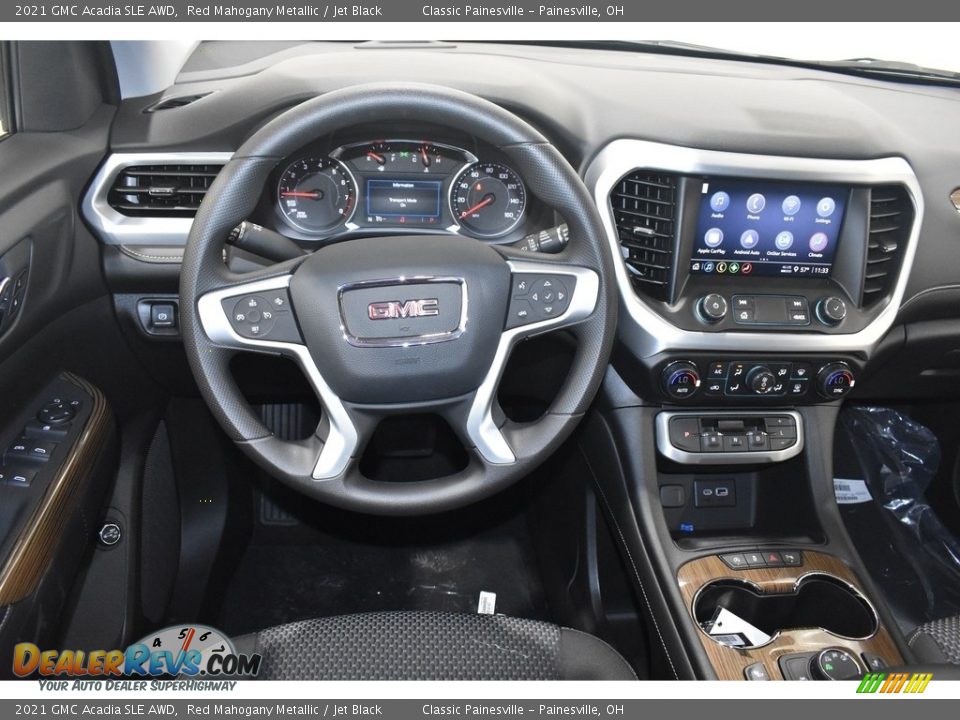 Dashboard of 2021 GMC Acadia SLE AWD Photo #10