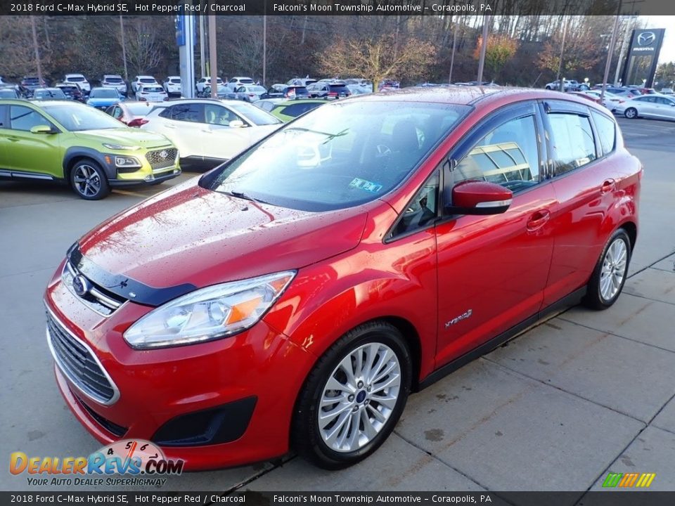 Front 3/4 View of 2018 Ford C-Max Hybrid SE Photo #7