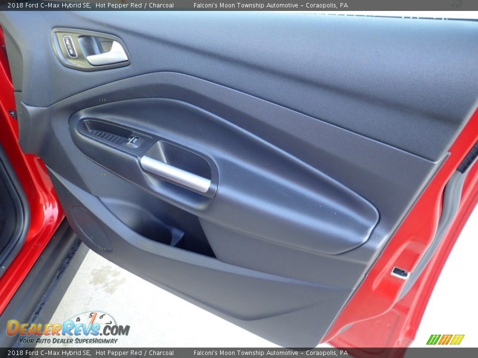 Door Panel of 2018 Ford C-Max Hybrid SE Photo #13