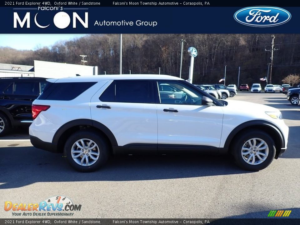 2021 Ford Explorer 4WD Oxford White / Sandstone Photo #1