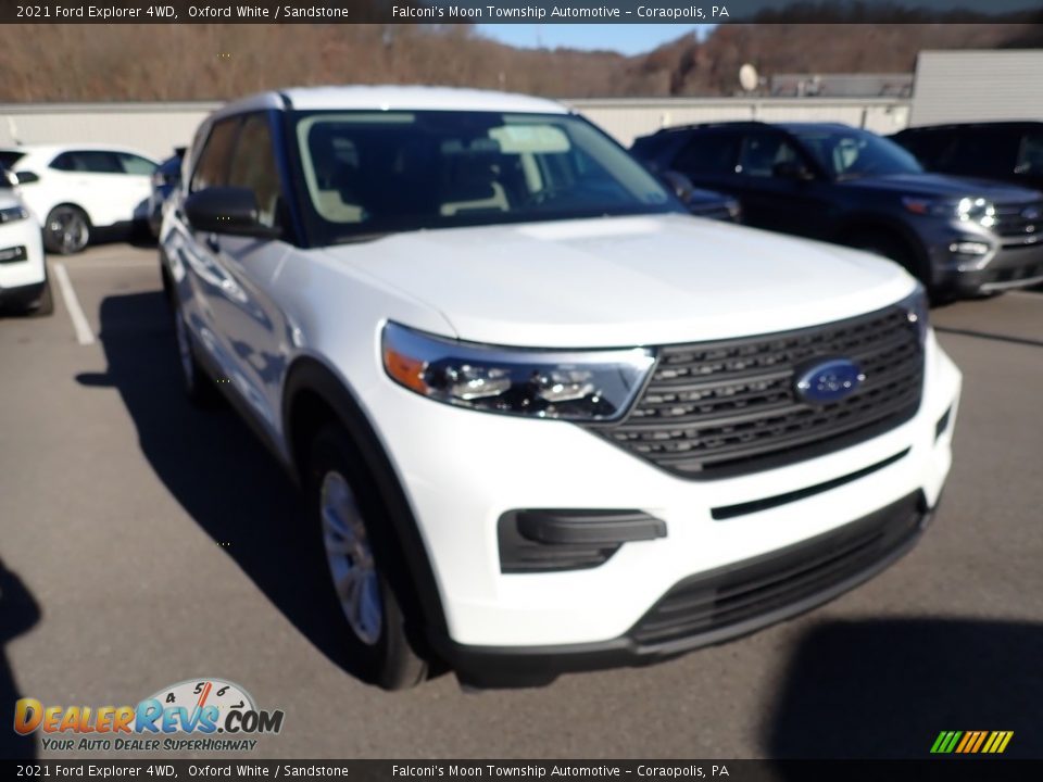 2021 Ford Explorer 4WD Oxford White / Sandstone Photo #3