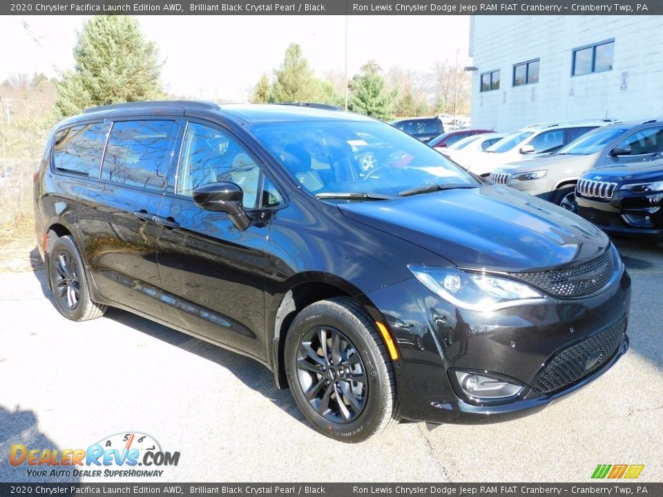 2020 Chrysler Pacifica Launch Edition AWD Brilliant Black Crystal Pearl / Black Photo #3