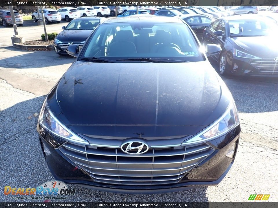 2020 Hyundai Elantra SE Phantom Black / Gray Photo #4