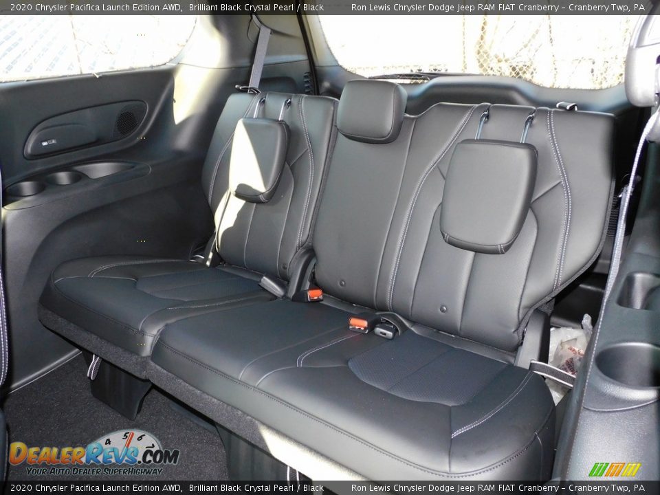 2020 Chrysler Pacifica Launch Edition AWD Brilliant Black Crystal Pearl / Black Photo #13