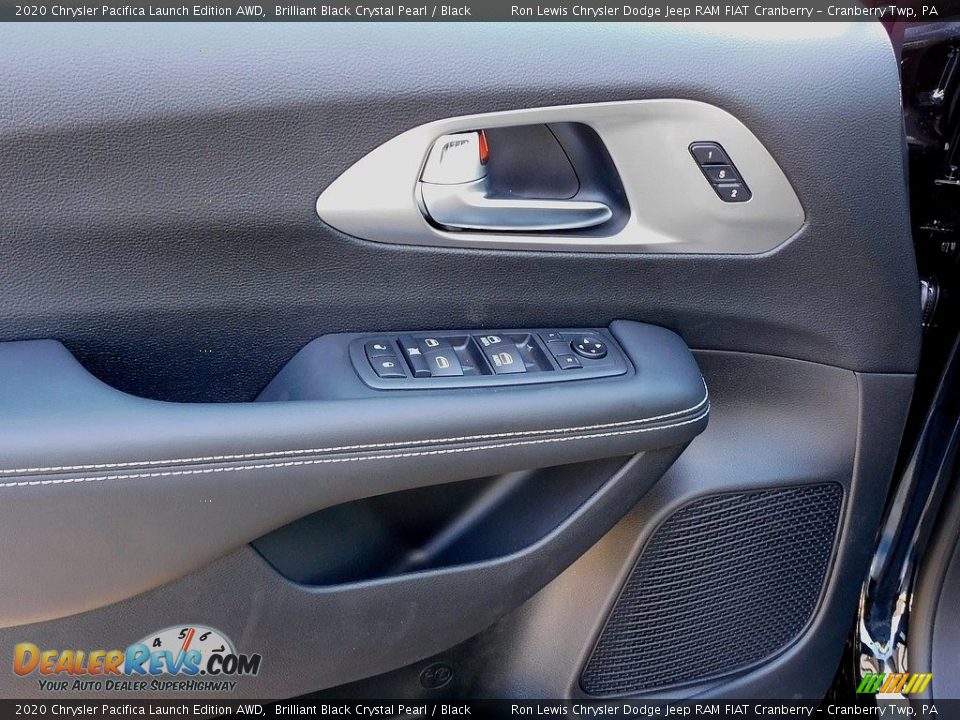 2020 Chrysler Pacifica Launch Edition AWD Brilliant Black Crystal Pearl / Black Photo #15