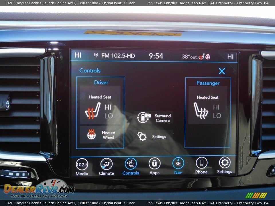 2020 Chrysler Pacifica Launch Edition AWD Brilliant Black Crystal Pearl / Black Photo #17