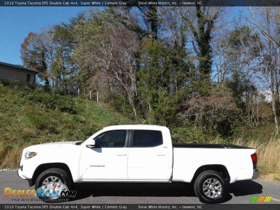 2019 Toyota Tacoma SR5 Double Cab 4x4 Super White / Cement Gray Photo #1