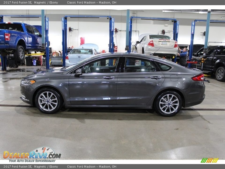 2017 Ford Fusion SE Magnetic / Ebony Photo #8