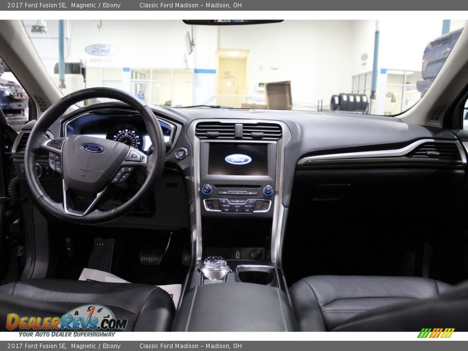 2017 Ford Fusion SE Magnetic / Ebony Photo #10