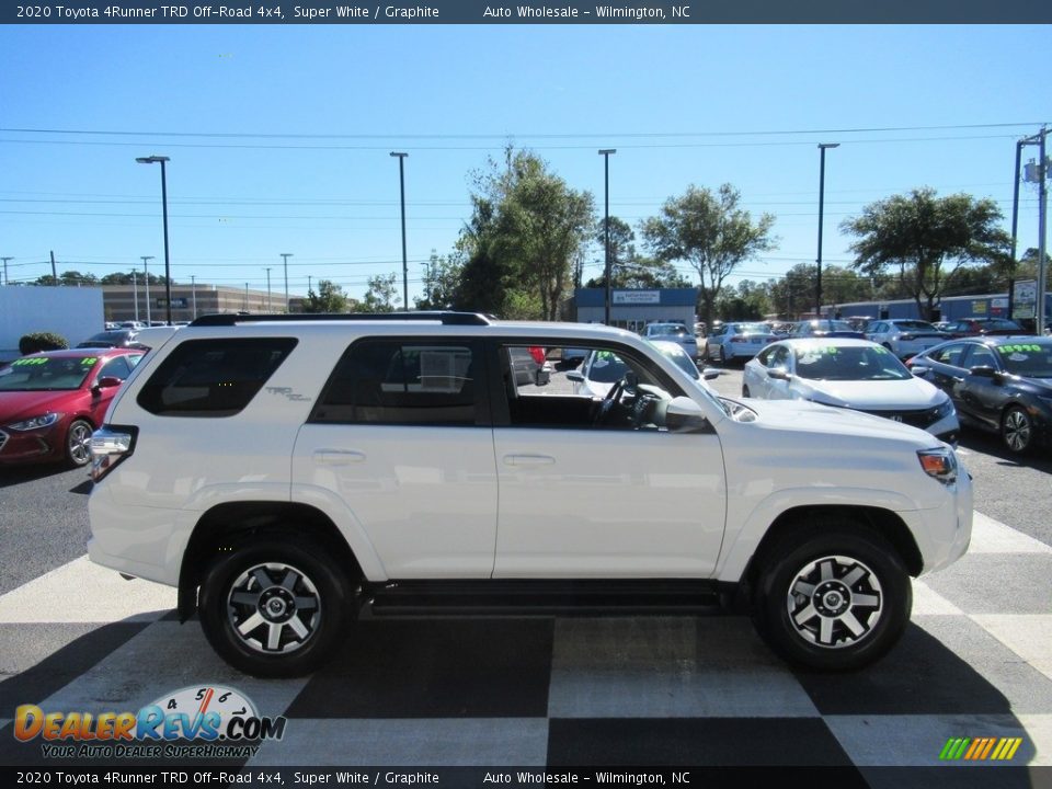 2020 Toyota 4Runner TRD Off-Road 4x4 Super White / Graphite Photo #3