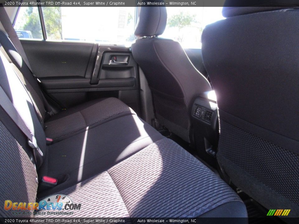 2020 Toyota 4Runner TRD Off-Road 4x4 Super White / Graphite Photo #12