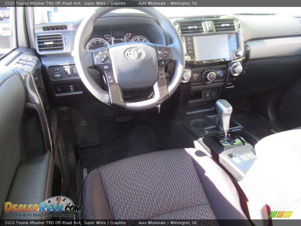 2020 Toyota 4Runner TRD Off-Road 4x4 Super White / Graphite Photo #13
