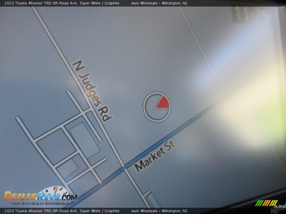 2020 Toyota 4Runner TRD Off-Road 4x4 Super White / Graphite Photo #15