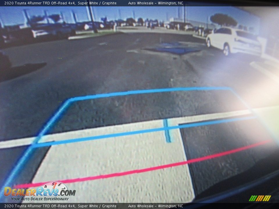 2020 Toyota 4Runner TRD Off-Road 4x4 Super White / Graphite Photo #17