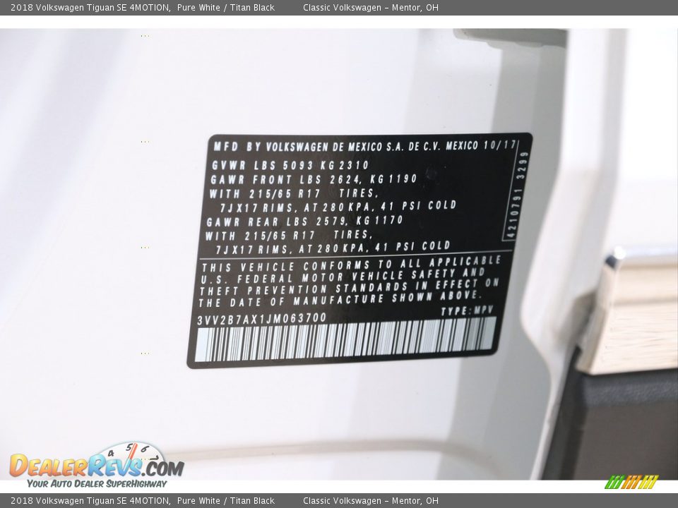 2018 Volkswagen Tiguan SE 4MOTION Pure White / Titan Black Photo #21