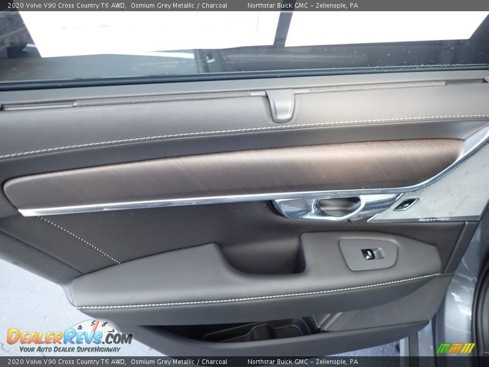 Door Panel of 2020 Volvo V90 Cross Country T6 AWD Photo #23
