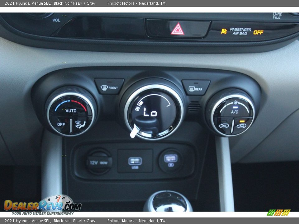 2021 Hyundai Venue SEL Black Noir Pearl / Gray Photo #17