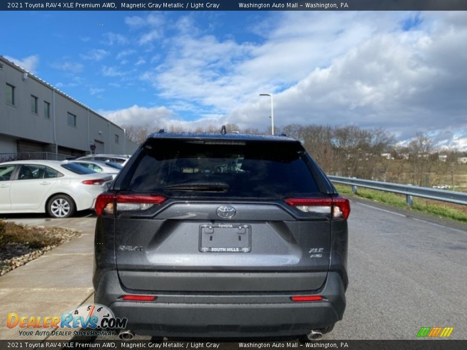 2021 Toyota RAV4 XLE Premium AWD Magnetic Gray Metallic / Light Gray Photo #16