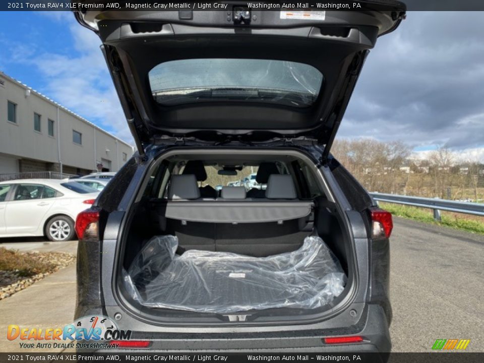 2021 Toyota RAV4 XLE Premium AWD Magnetic Gray Metallic / Light Gray Photo #17