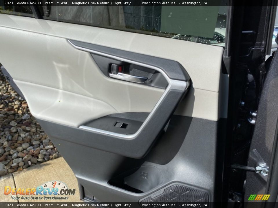 2021 Toyota RAV4 XLE Premium AWD Magnetic Gray Metallic / Light Gray Photo #22