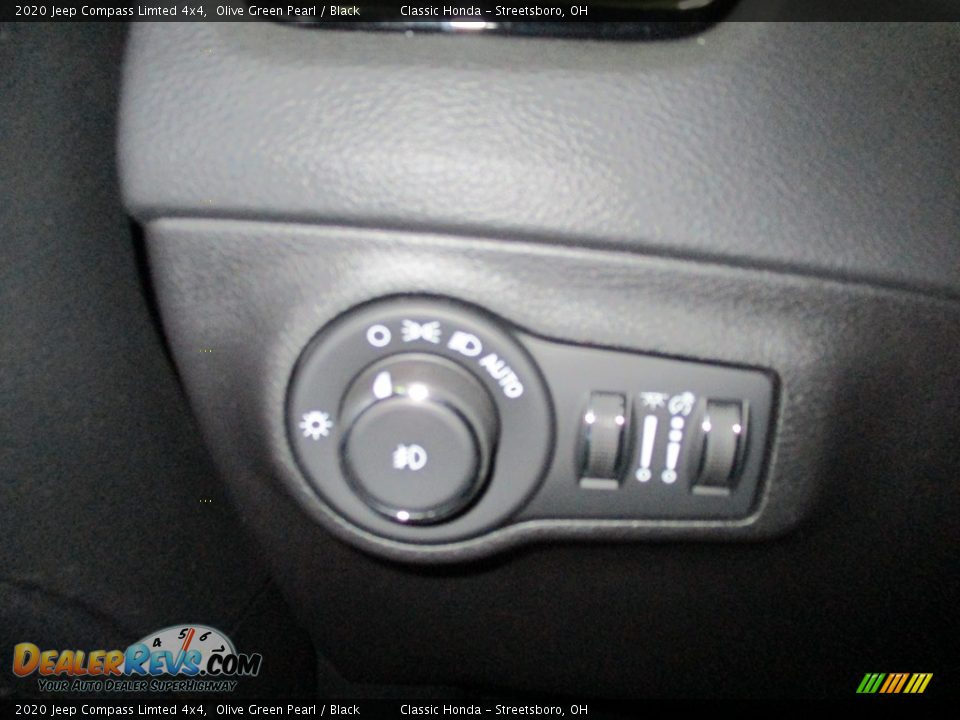 2020 Jeep Compass Limted 4x4 Olive Green Pearl / Black Photo #29