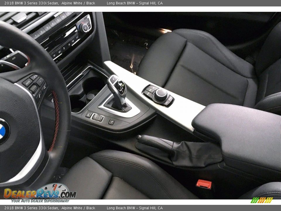 2018 BMW 3 Series 330i Sedan Alpine White / Black Photo #16
