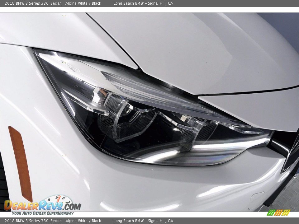 2018 BMW 3 Series 330i Sedan Alpine White / Black Photo #26