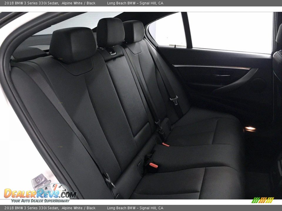 2018 BMW 3 Series 330i Sedan Alpine White / Black Photo #29