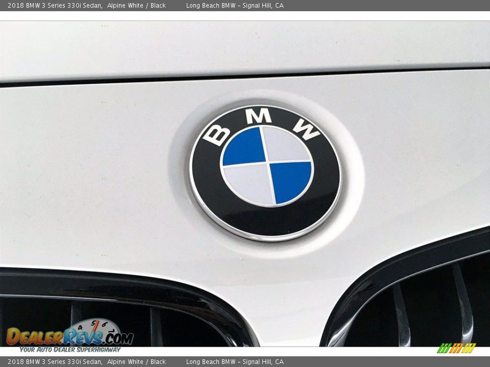 2018 BMW 3 Series 330i Sedan Alpine White / Black Photo #33