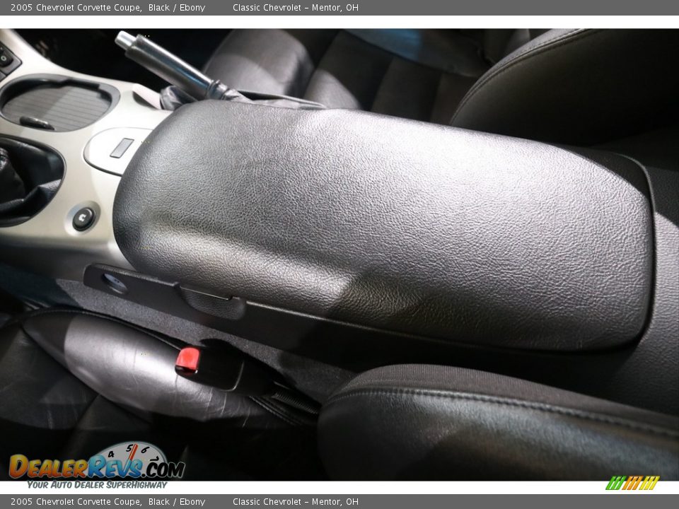 2005 Chevrolet Corvette Coupe Black / Ebony Photo #16