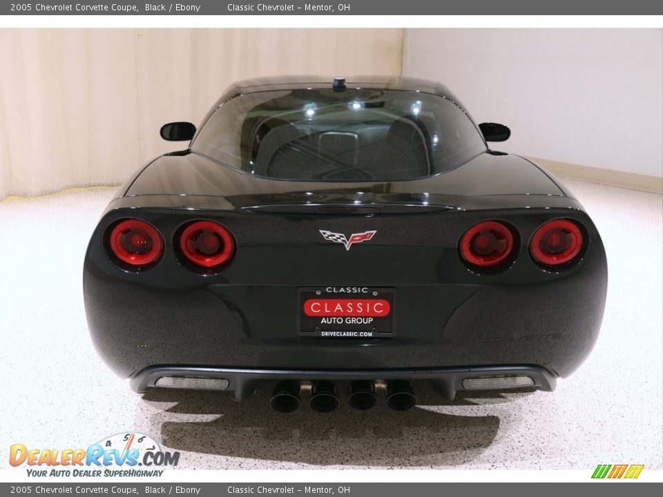 2005 Chevrolet Corvette Coupe Black / Ebony Photo #21