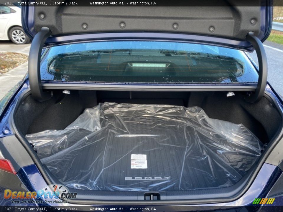 2021 Toyota Camry XLE Trunk Photo #27