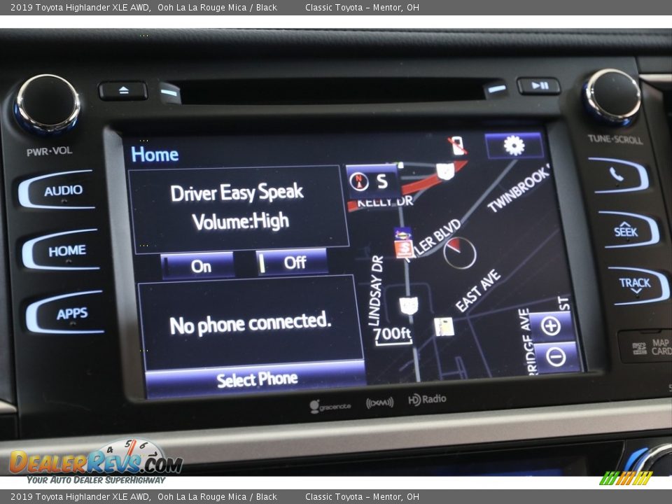 2019 Toyota Highlander XLE AWD Ooh La La Rouge Mica / Black Photo #10