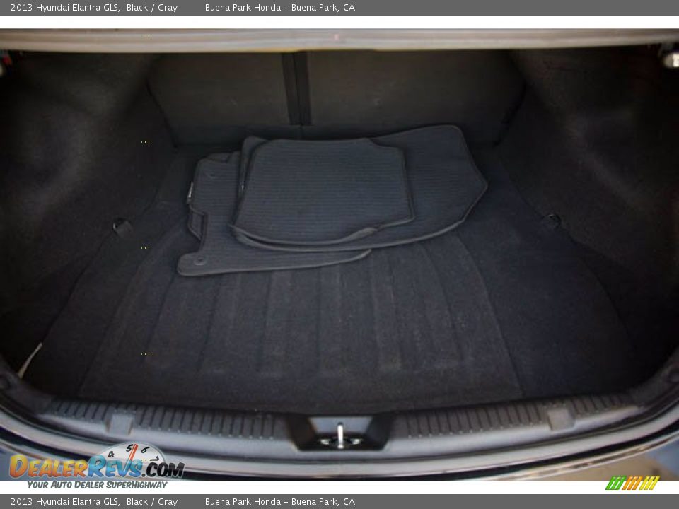 2013 Hyundai Elantra GLS Black / Gray Photo #16