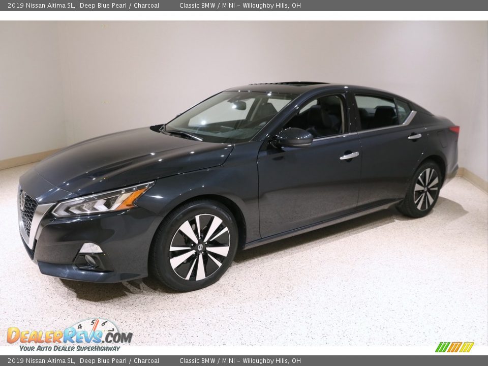 2019 Nissan Altima SL Deep Blue Pearl / Charcoal Photo #3