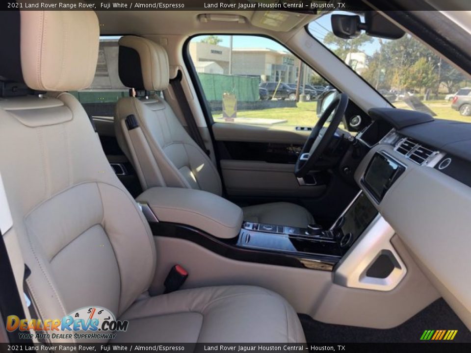 2021 Land Rover Range Rover Fuji White / Almond/Espresso Photo #4