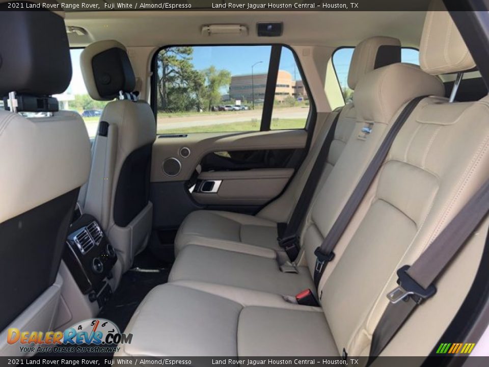 2021 Land Rover Range Rover Fuji White / Almond/Espresso Photo #6