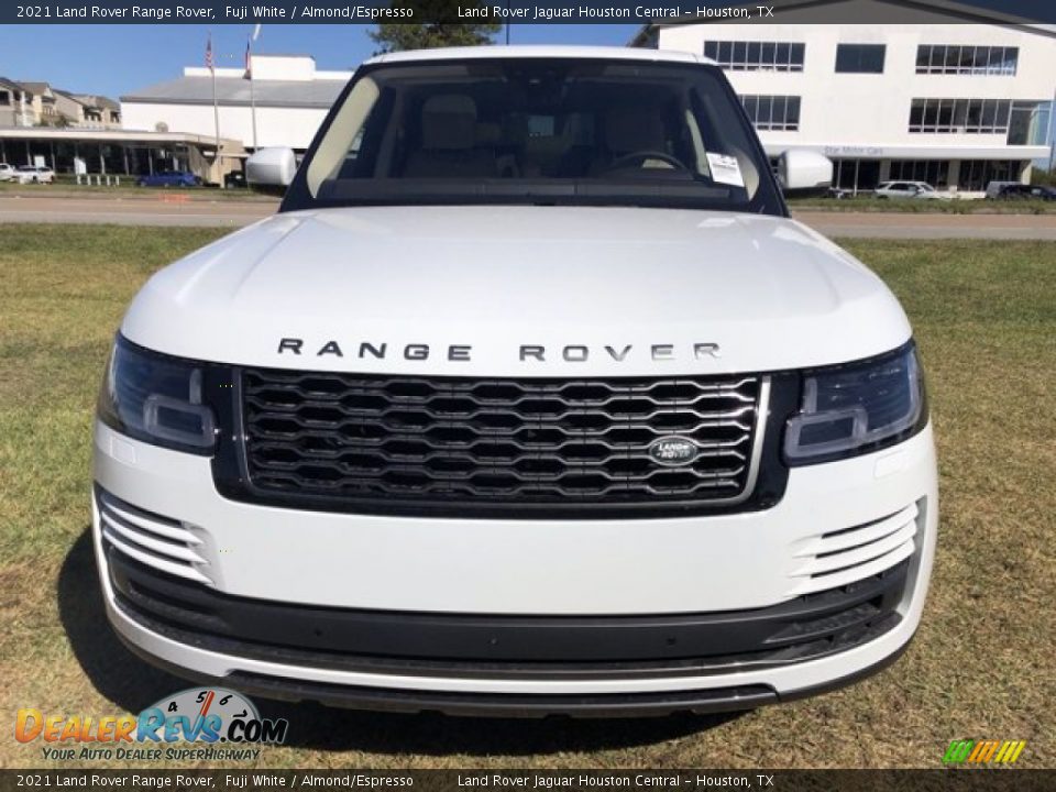 2021 Land Rover Range Rover Fuji White / Almond/Espresso Photo #10