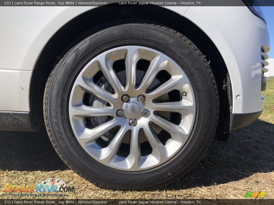 2021 Land Rover Range Rover Fuji White / Almond/Espresso Photo #11
