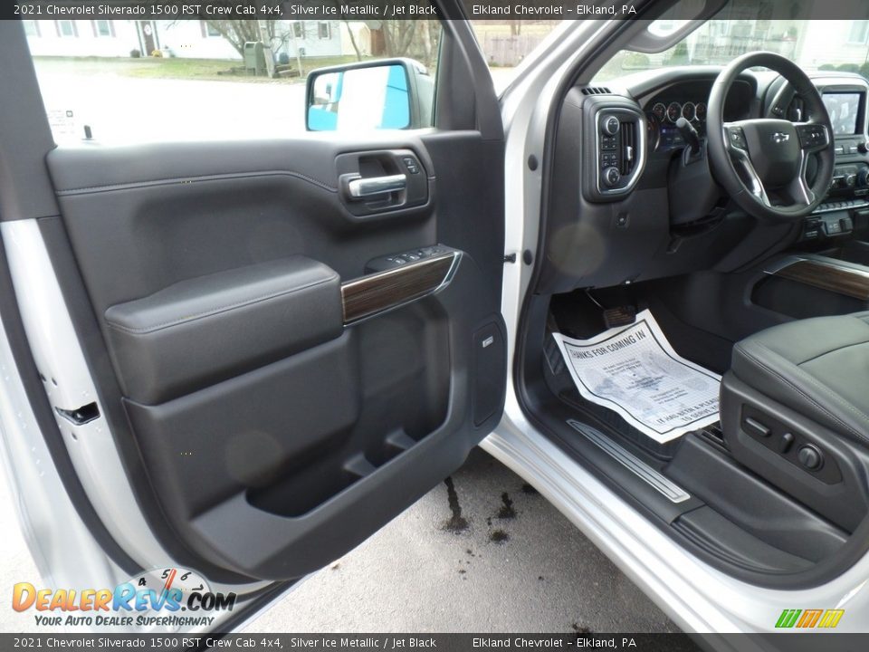 Door Panel of 2021 Chevrolet Silverado 1500 RST Crew Cab 4x4 Photo #16