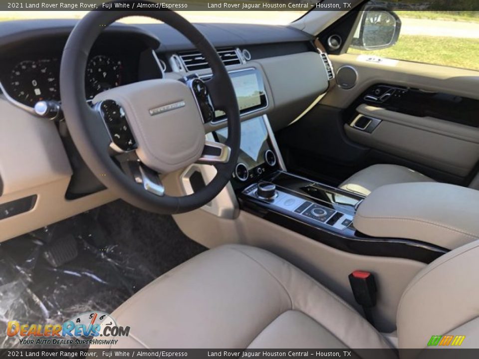 2021 Land Rover Range Rover Fuji White / Almond/Espresso Photo #18