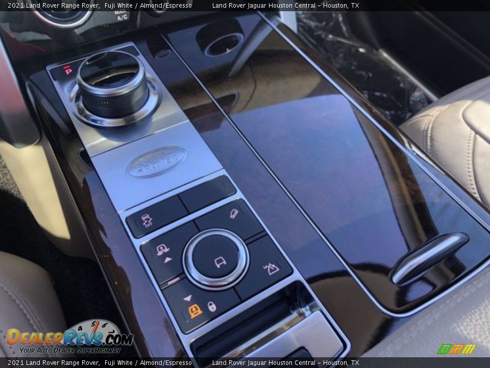 2021 Land Rover Range Rover Fuji White / Almond/Espresso Photo #30