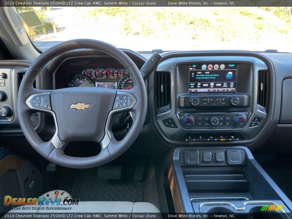 2019 Chevrolet Silverado 2500HD LTZ Crew Cab 4WD Summit White / Cocoa/­Dune Photo #19