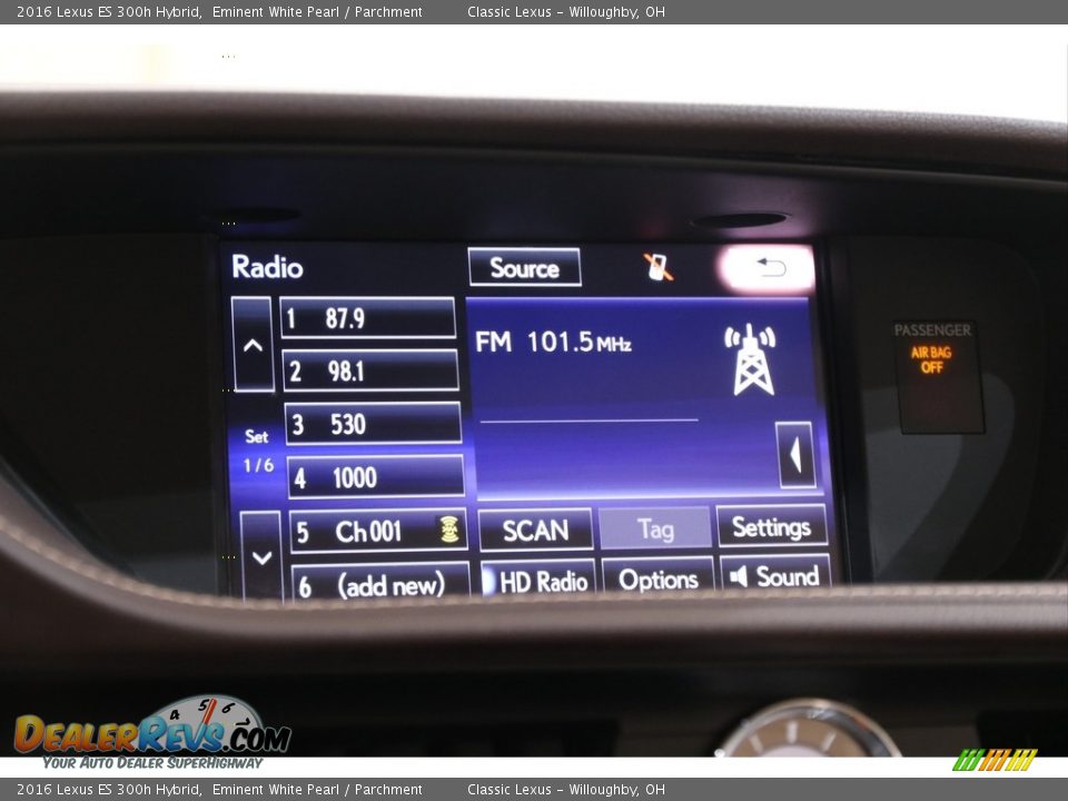 Audio System of 2016 Lexus ES 300h Hybrid Photo #16