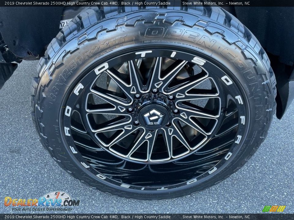 Custom Wheels of 2019 Chevrolet Silverado 2500HD High Country Crew Cab 4WD Photo #11