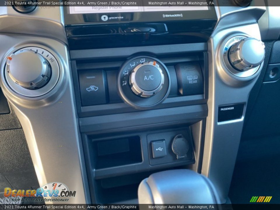 2021 Toyota 4Runner Trail Special Edition 4x4 Army Green / Black/Graphite Photo #15