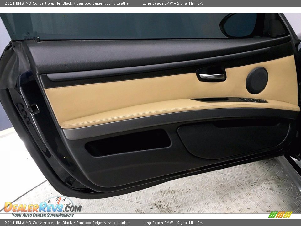 Door Panel of 2011 BMW M3 Convertible Photo #23