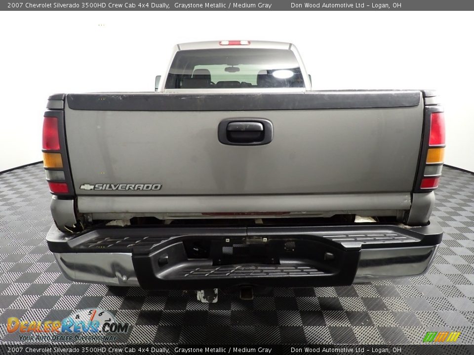 2007 Chevrolet Silverado 3500HD Crew Cab 4x4 Dually Graystone Metallic / Medium Gray Photo #12